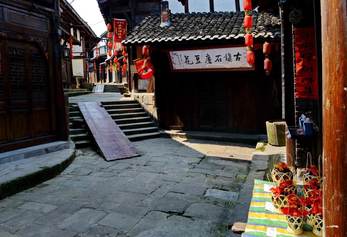 横跨五十年，陈传兴还是“未完成过去时”